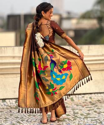 Brown soft silk paithani nauvari zari weaving saree with matching blouse piece 3