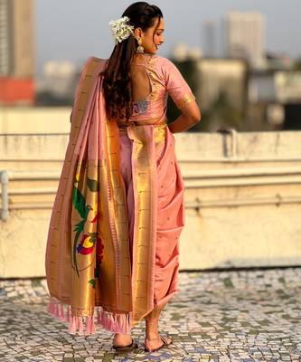 Pink soft silk paithani nauvari zari weaving saree with matching blouse piece 3