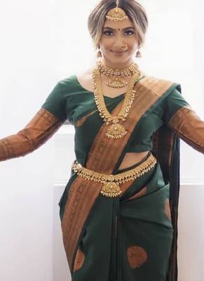 Green silk blend banarasi saree with unstitched blouse piece 4