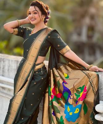 Green soft silk paithani nauvari zari weaving saree with matching blouse piece 4