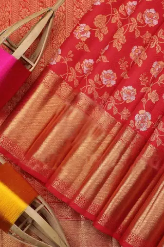 Red silk blend banarasi saree with unstitched blouse piece