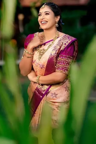 Peach wine silk blend banarasi saree with unstitched blouse piece
