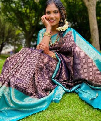 Black sky blue silk blend banarasi saree with unstitched blouse piece 2