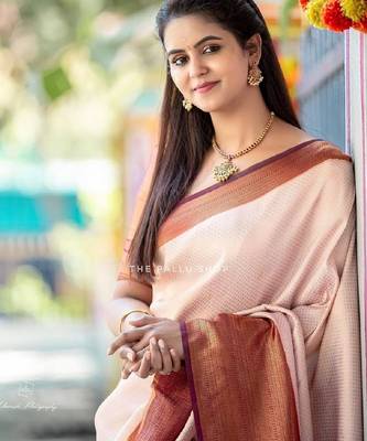 Off white brown silk blend banarasi saree with unstitched blouse piece 1