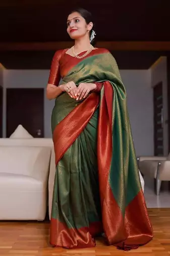 Green red silk blend banarasi saree with unstitched blouse piece