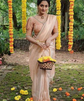 Beige silk blend banarasi saree with unstitched blouse piece 1