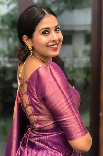Purple silk blend banarasi saree with unstitched blouse piece