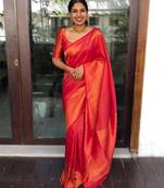 Red silk blend banarasi saree with unstitched blouse piece