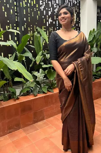 Black silk blend banarasi saree with unstitched blouse piece
