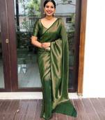 Green silk blend banarasi saree with unstitched blouse piece