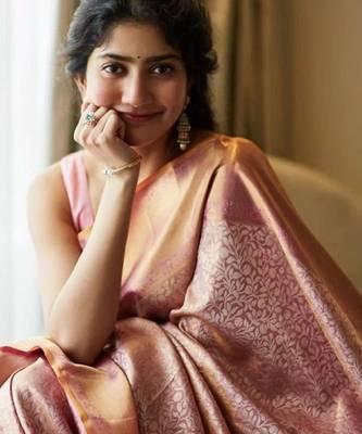 Baby pink silk blend banarasi saree with unstitched blouse piece 2