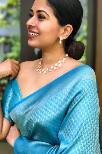 Sky blue silk blend banarasi saree with unstitched blouse piece
