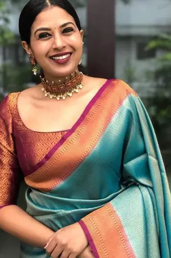 Turquoise maroon silk blend banarasi saree with unstitched blouse piece