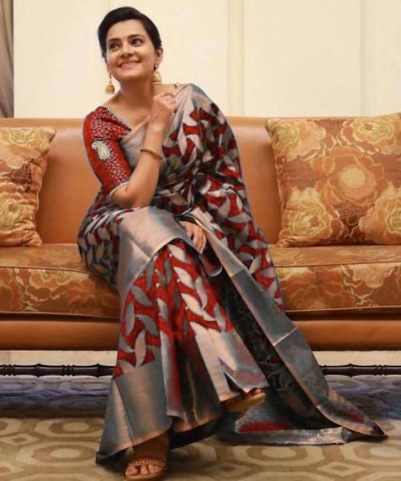 Maroon soft silk blend banarasi jacuard work designer party wear saree with unstitched blouse piece