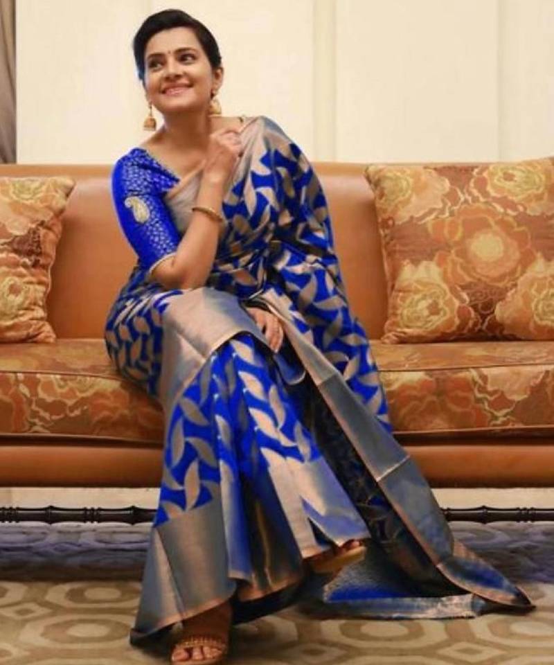 Blue soft silk blend banarasi jacuard work designer party wear saree with unstitched blouse piece