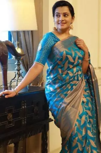 Turquoise silk blend banarasi saree with unstitched blouse piece
