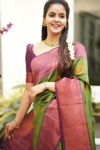 Green purple silk blend banarasi saree with unstitched blouse piece