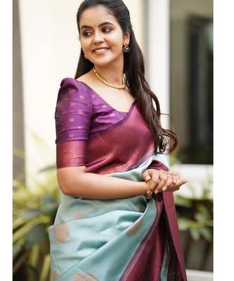 Sky blue purple silk blend banarasi saree with unstitched blouse piece 3