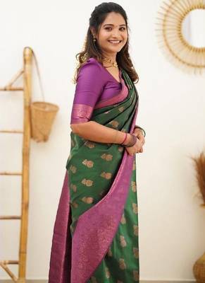 Green wine silk blend banarasi saree with unstitched blouse piece 5