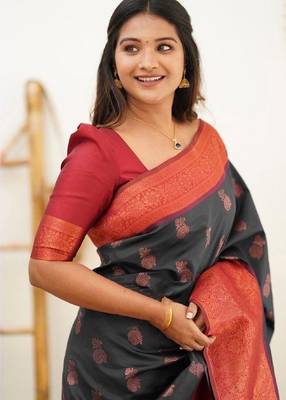 Black red silk blend banarasi saree with unstitched blouse piece 3