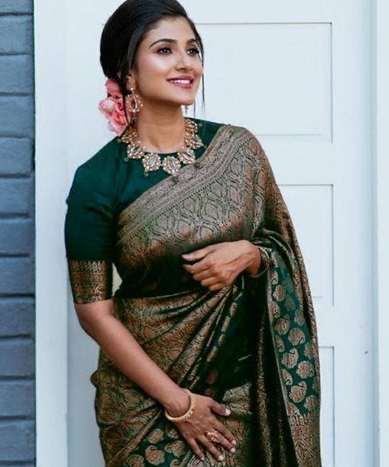 Green soft silk blend banarasi jacuard work designer party wear saree with unstitched blouse piece