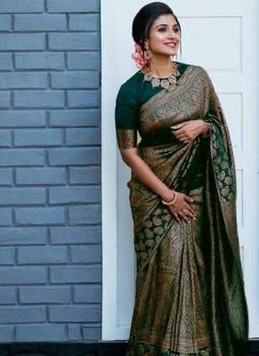 Green silk blend banarasi saree with unstitched blouse piece 2