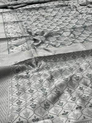 Grey silk blend banarasi saree with unstitched blouse piece 2