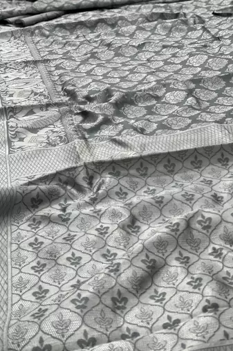 Grey silk blend banarasi saree with unstitched blouse piece