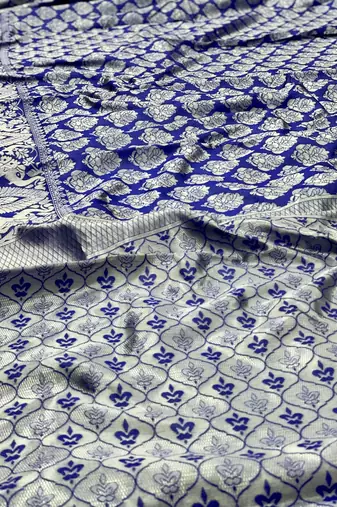 Blue silk blend banarasi saree with unstitched blouse piece