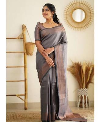 Grey silk blend banarasi saree with unstitched blouse piece 5