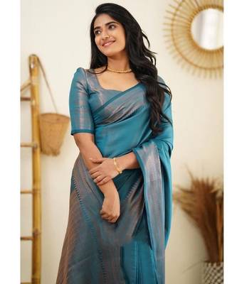 Turquoise silk blend banarasi saree with unstitched blouse piece 4
