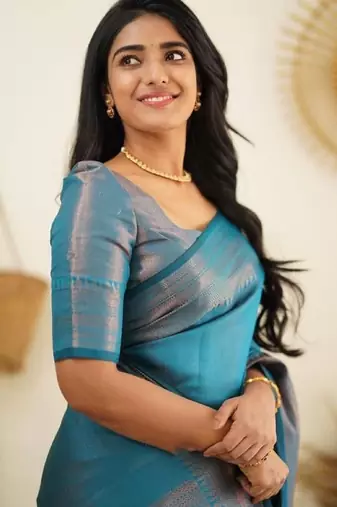 Turquoise silk blend banarasi saree with unstitched blouse piece