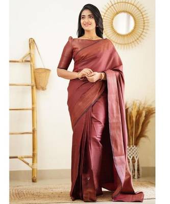 Maroon silk blend banarasi saree with unstitched blouse piece 4