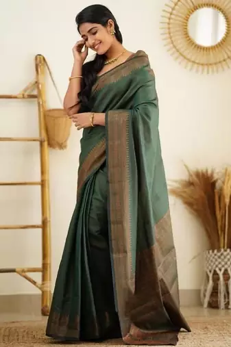 Green silk blend banarasi saree with unstitched blouse piece