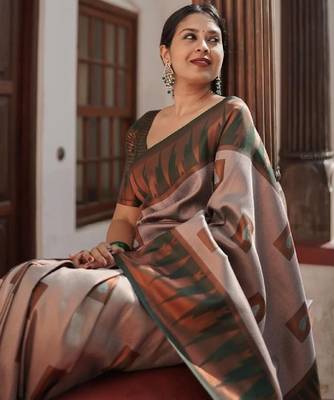 Grey green silk blend banarasi saree with unstitched blouse piece 2