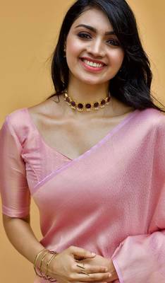 Baby pink silk blend banarasi saree with unstitched blouse piece 2