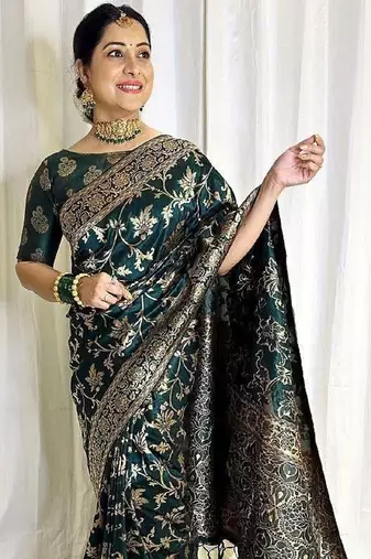 Green silk blend banarasi saree with unstitched blouse piece