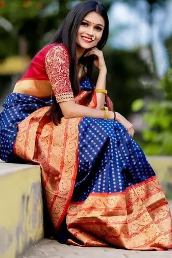 Blue red silk blend banarasi saree with unstitched blouse piece