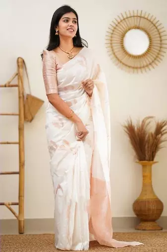 White silk blend banarasi saree with unstitched blouse piece