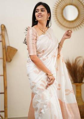 White silk blend banarasi saree with unstitched blouse piece 4