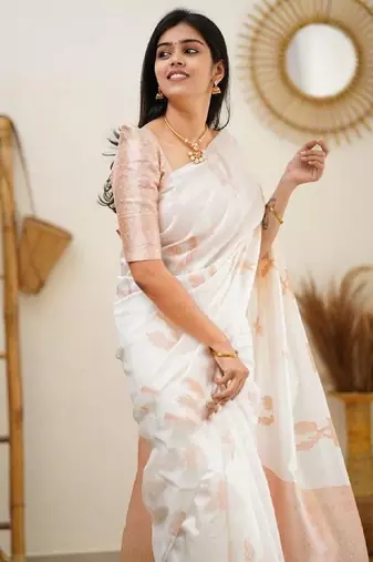 White silk blend banarasi saree with unstitched blouse piece