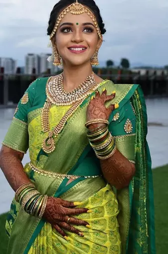 Parrot green silk blend banarasi saree with unstitched blouse piece