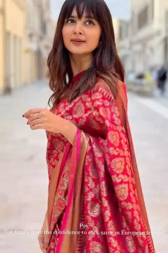 Red soft silk blend banarasi jacuard work designer party wear saree with unstitched blouse piece