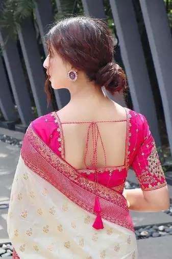 White pink silk blend banarasi saree with unstitched blouse piece