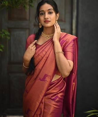 Rani pink silk blend banarasi saree with unstitched blouse piece 1