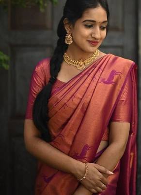 Rani pink silk blend banarasi saree with unstitched blouse piece 4