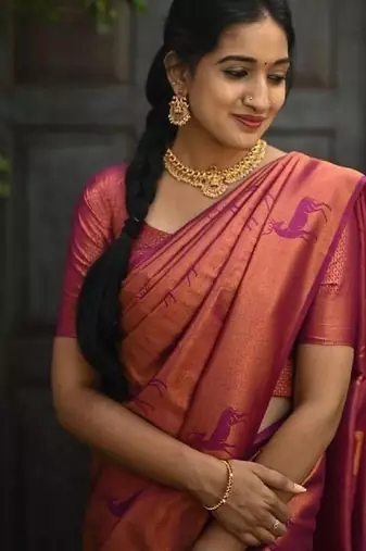 Rani pink silk blend banarasi saree with unstitched blouse piece