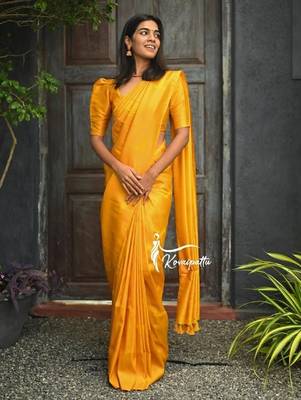 Yellow silk blend banarasi saree with unstitched blouse piece 2