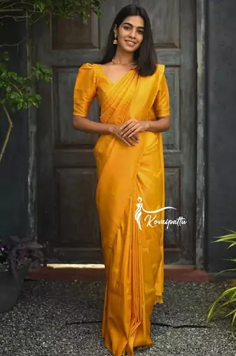 Yellow silk blend banarasi saree with unstitched blouse piece