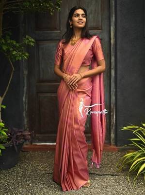 Baby pink silk blend banarasi saree with unstitched blouse piece 2